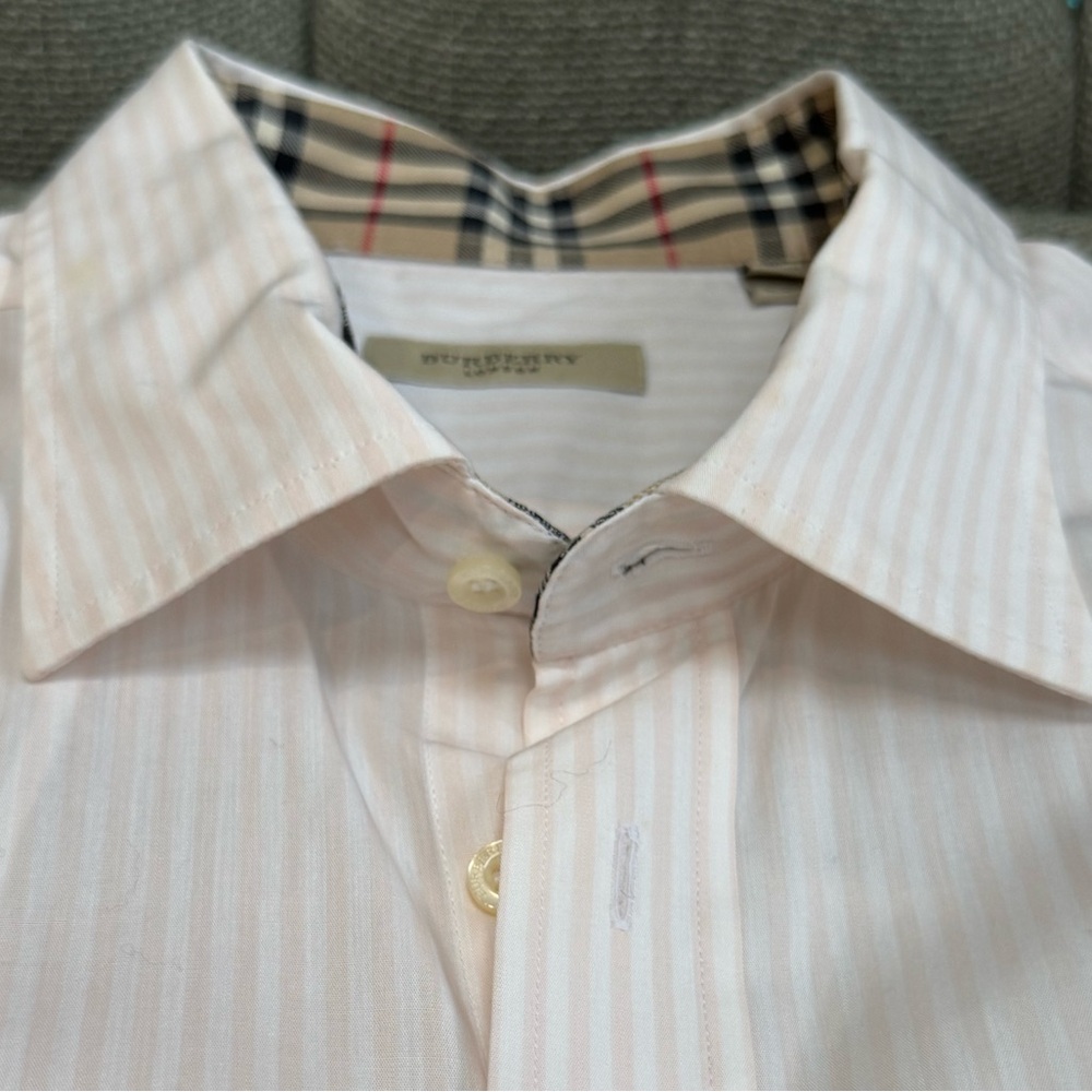 Burberry Men's Striped White Shirt with Check Cuffs - Picture 4 of 12